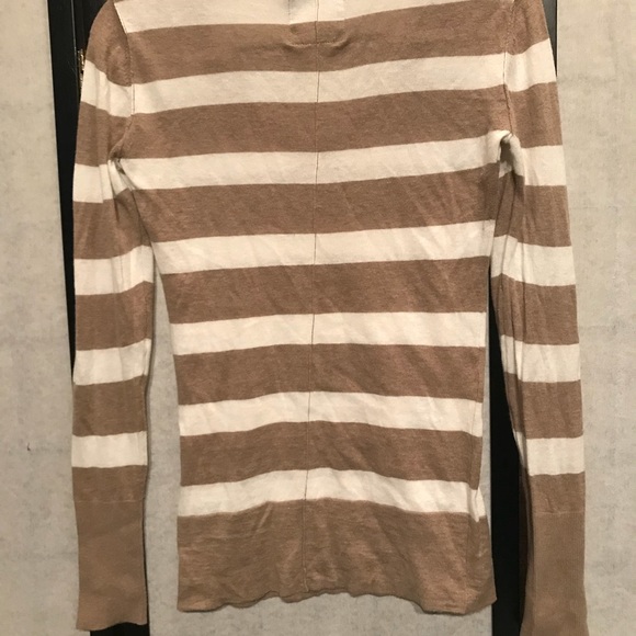 💞American Eagle Outfitters shirt - Picture 5 of 7